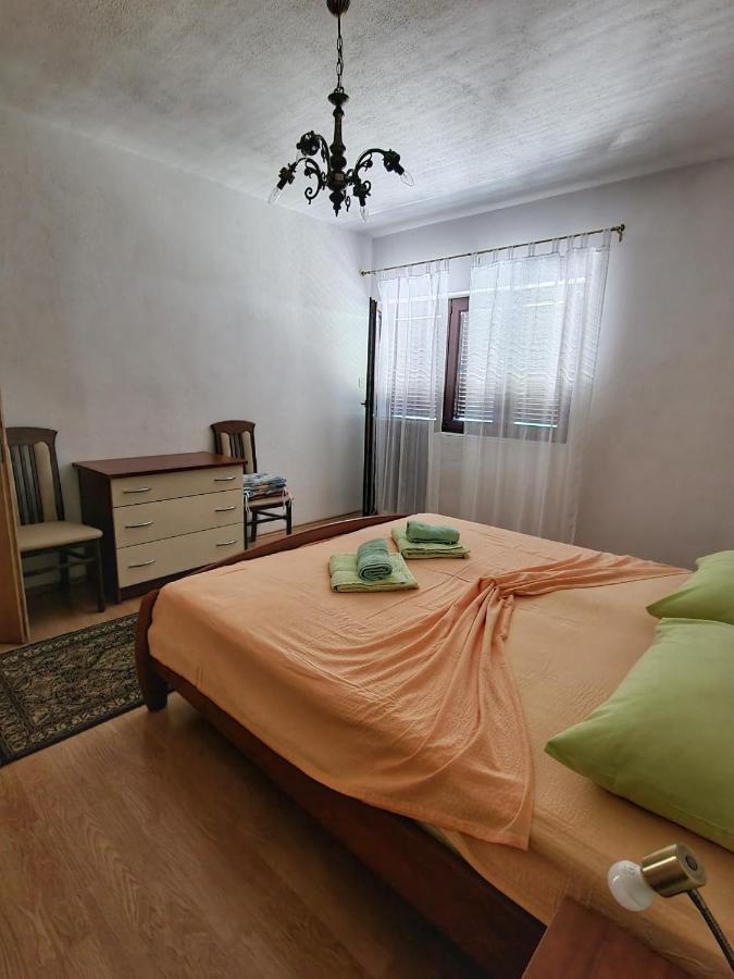 Lukica Appartement Sveti Juraj Buitenkant foto