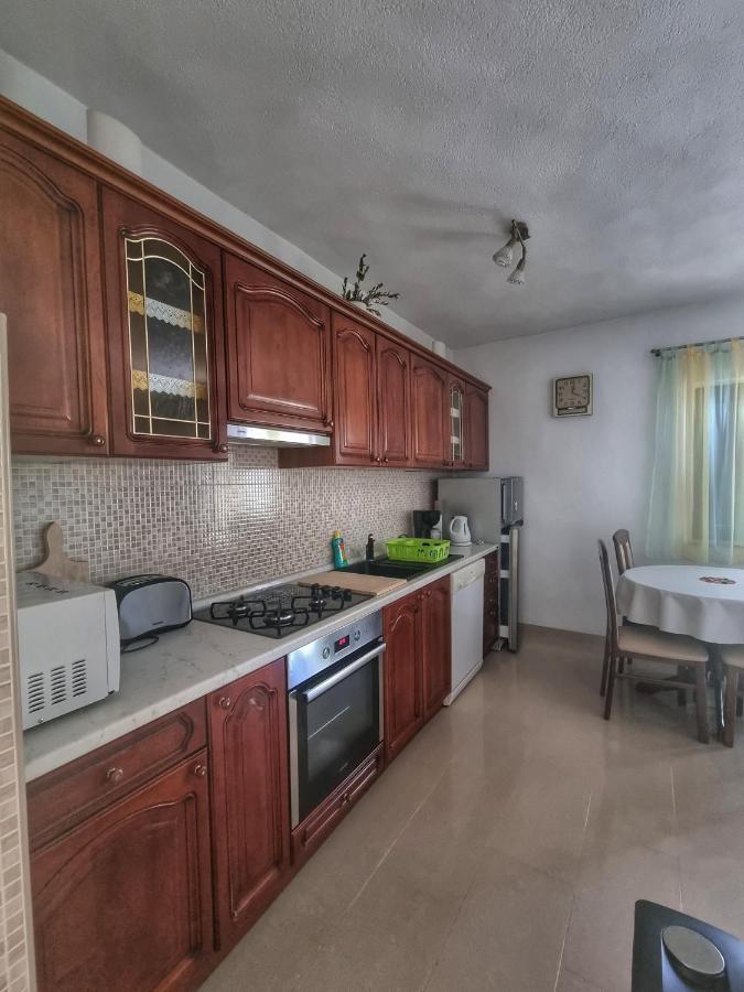 Lukica Appartement Sveti Juraj Buitenkant foto