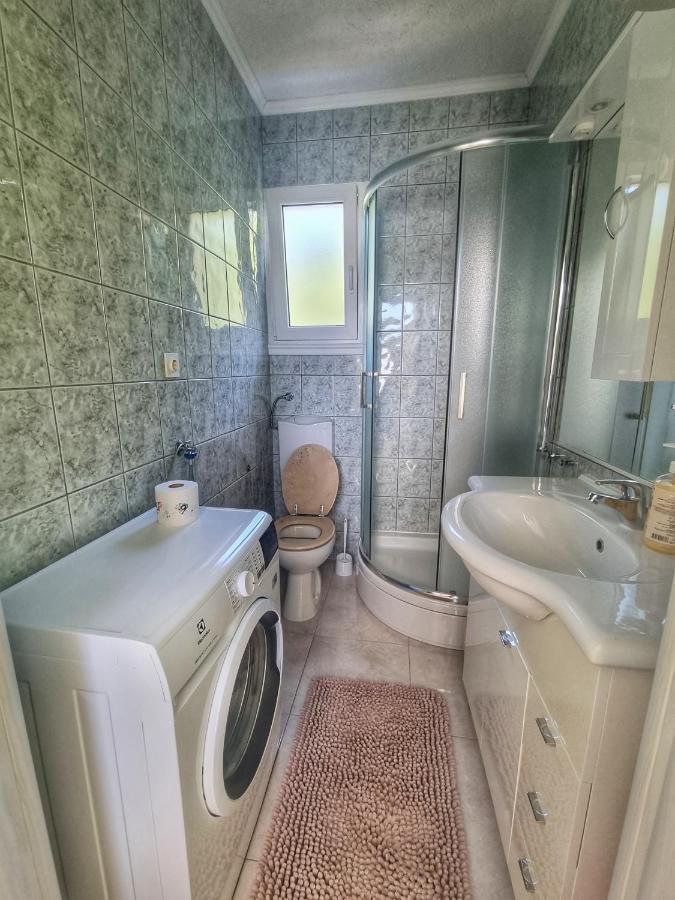 Lukica Appartement Sveti Juraj Buitenkant foto